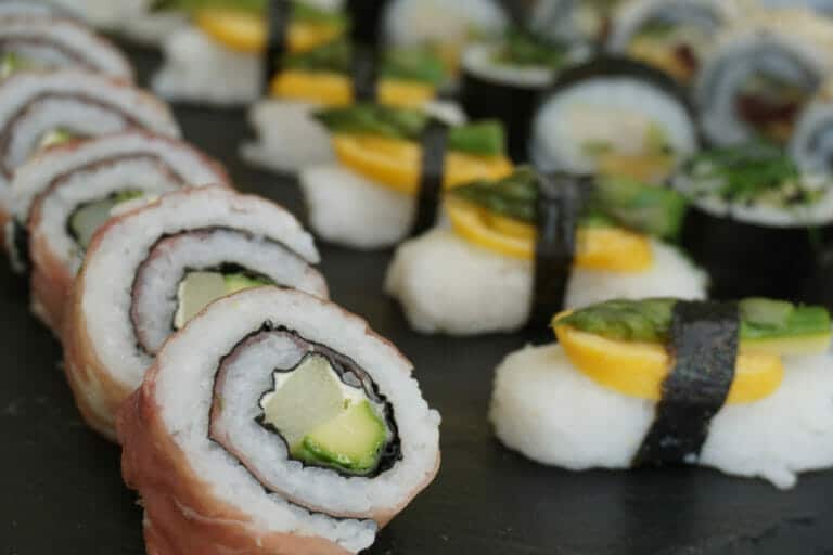 Spargel Sushi vom Gourmet Mitarbeiterinnen Cookinar