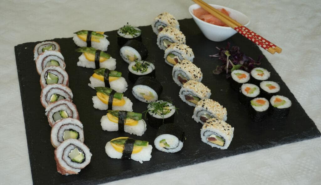 Sushi mit Spargel vom Cookinar für Gourmet Mitarbeiterinnen