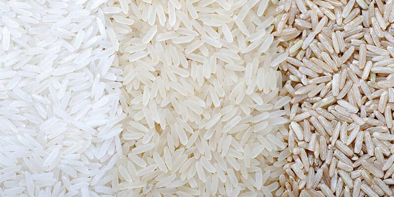 Es gibt verschiedene Reissorten, die sich in Geruch, Form und Zubereitungsart unterscheiden