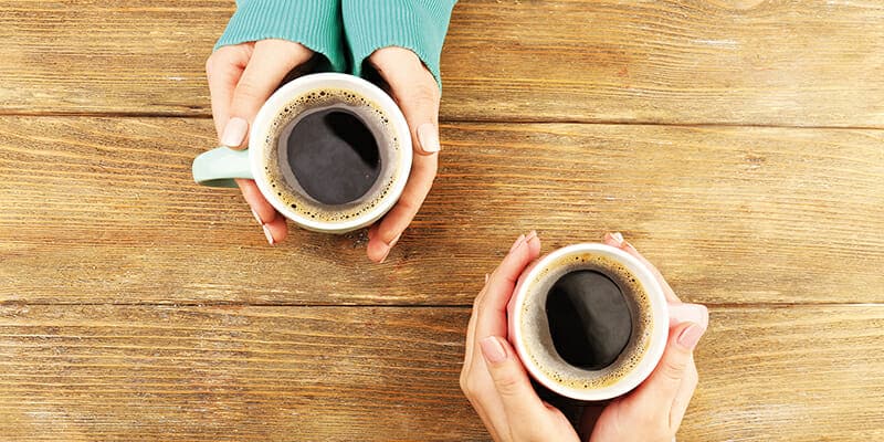 Kaffee am Arbeitsplatz ist nicht nur leistungssteigernd, sondern wirkt sich auch positiv auf die Gesamtproduktivität des Unternehmens aus.