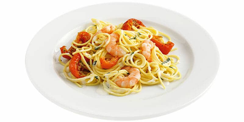 Spaghetti mit Shrimps und getrockneten Tomaten