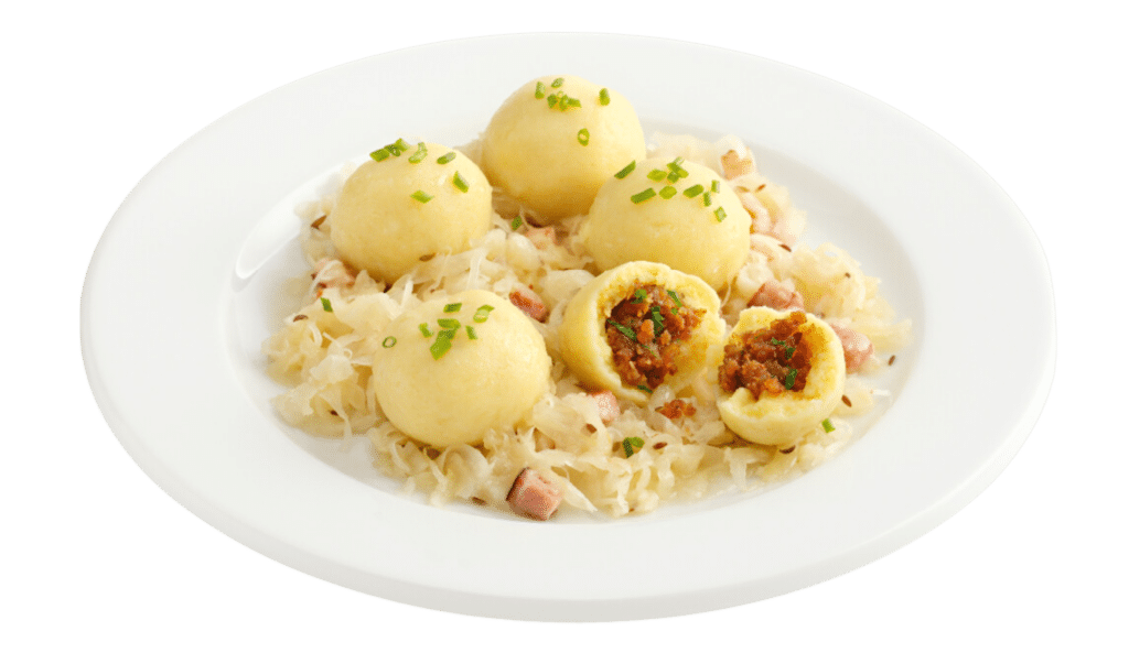 Grammelknödel mit schlampigem Kraut von Gourmet Business